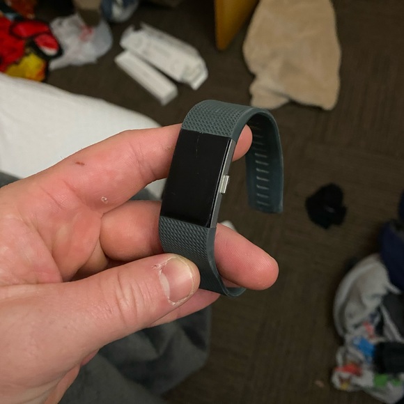 FitBit Charge 2 - Picture 2 of 4
